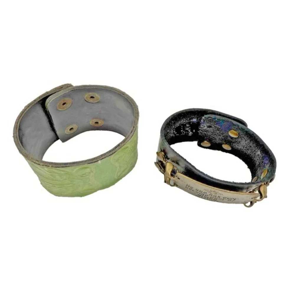 Lot of 2 Cuff Bracelets Costume Jewelry‎